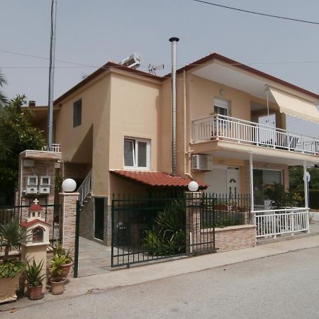 Villa Finikas Nea Vrasna Exterior photo