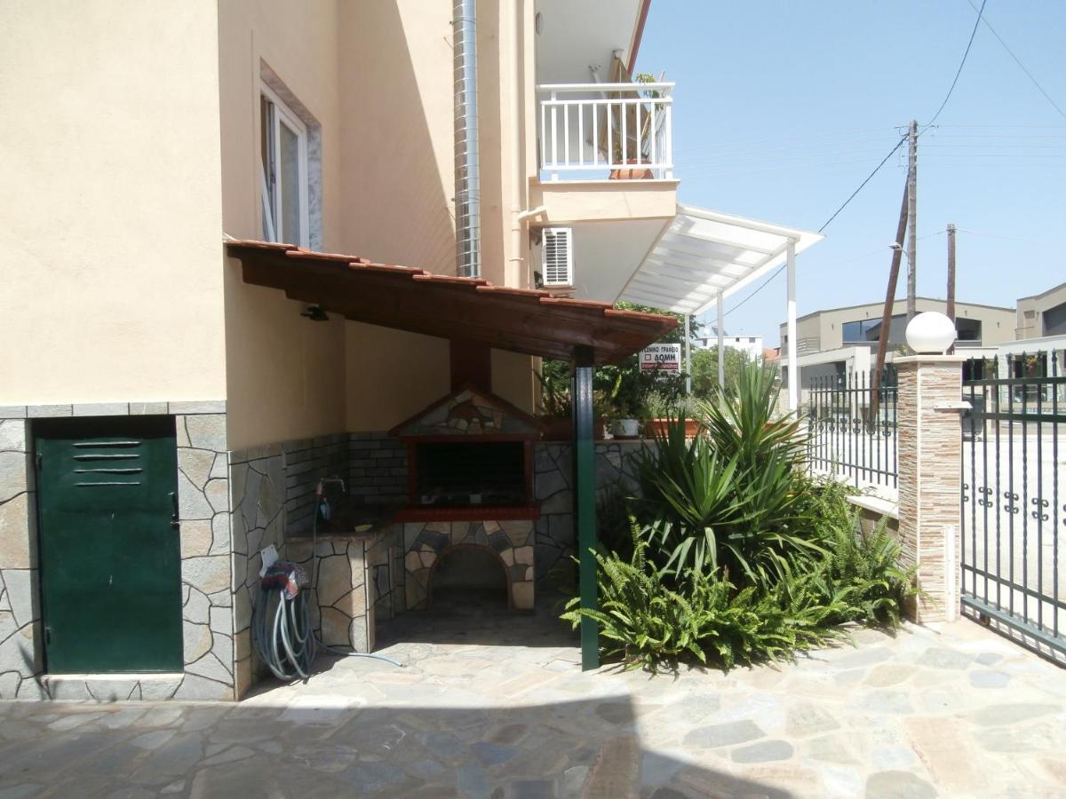 Villa Finikas Nea Vrasna Exterior photo